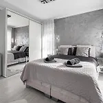 3 Bedroom Amazing In Σπίτι διακοπών Bilice