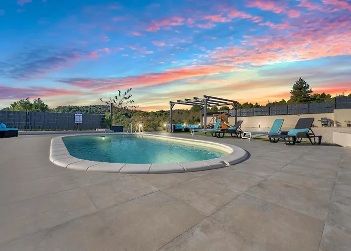 3 Bedroom Amazing In *